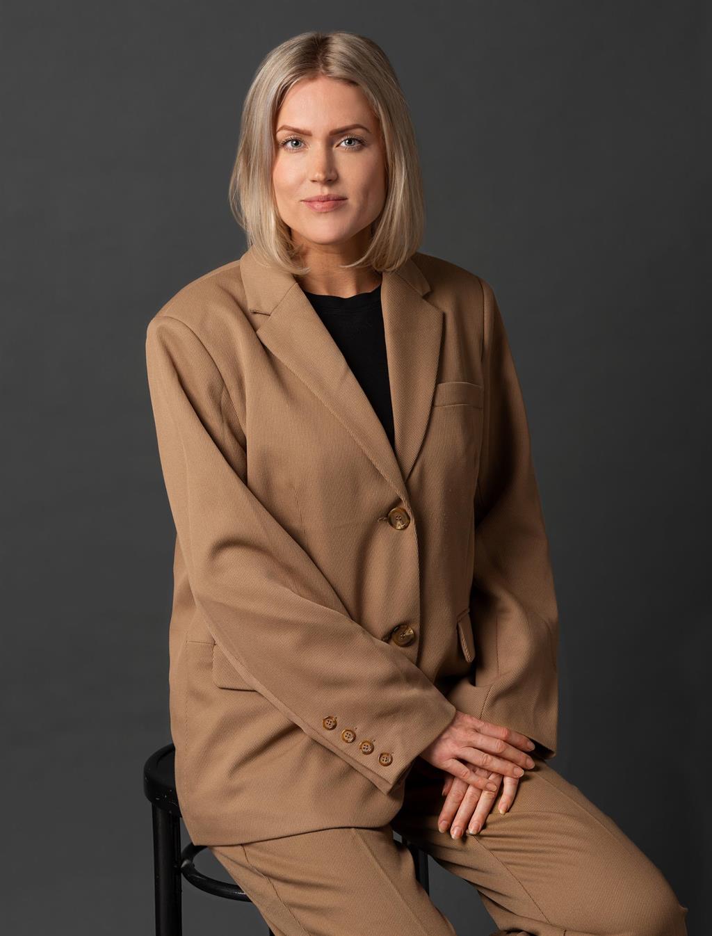 Anna Steen, Mäklare Svensk Fastighetsförmedling