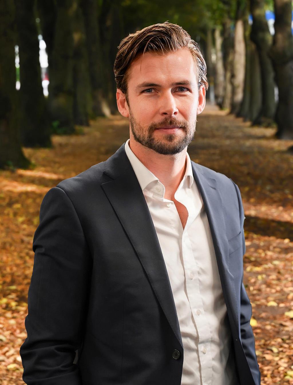 Jesper Danielsson, Mäklare Svensk Fastighetsförmedling