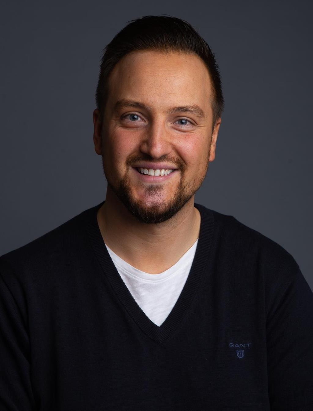Mert Hedman, Mäklare Svensk Fastighetsförmedling