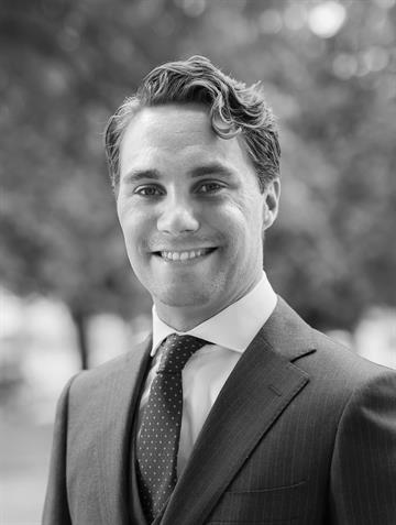 Carl Moberg, Mäklare Svensk Fastighetsförmedling