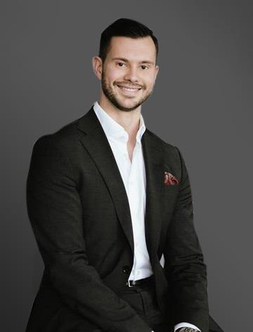 Theodor Maric Wallenberg, Mäklare Svensk Fastighetsförmedling