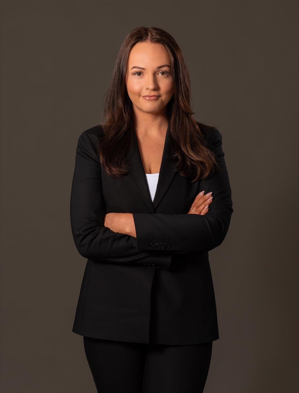 Amanda Edlund, Mäklare Svensk Fastighetsförmedling