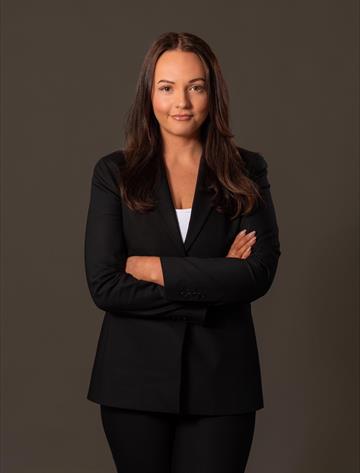 Amanda Edlund, Mäklare Svensk Fastighetsförmedling