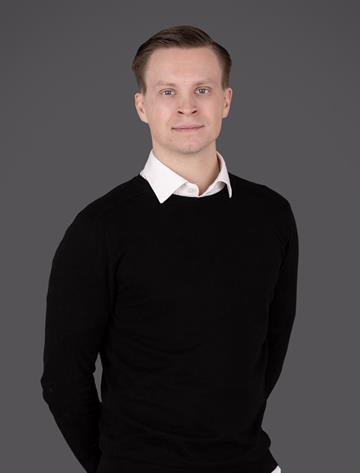 Daniel Samuelsson-Friberg, Mäklare Svensk Fastighetsförmedling