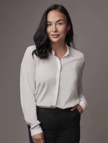 Evelina Silverstig, Mäklare Svensk Fastighetsförmedling