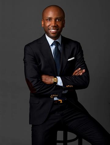 James Ssempasa, Mäklare Svensk Fastighetsförmedling