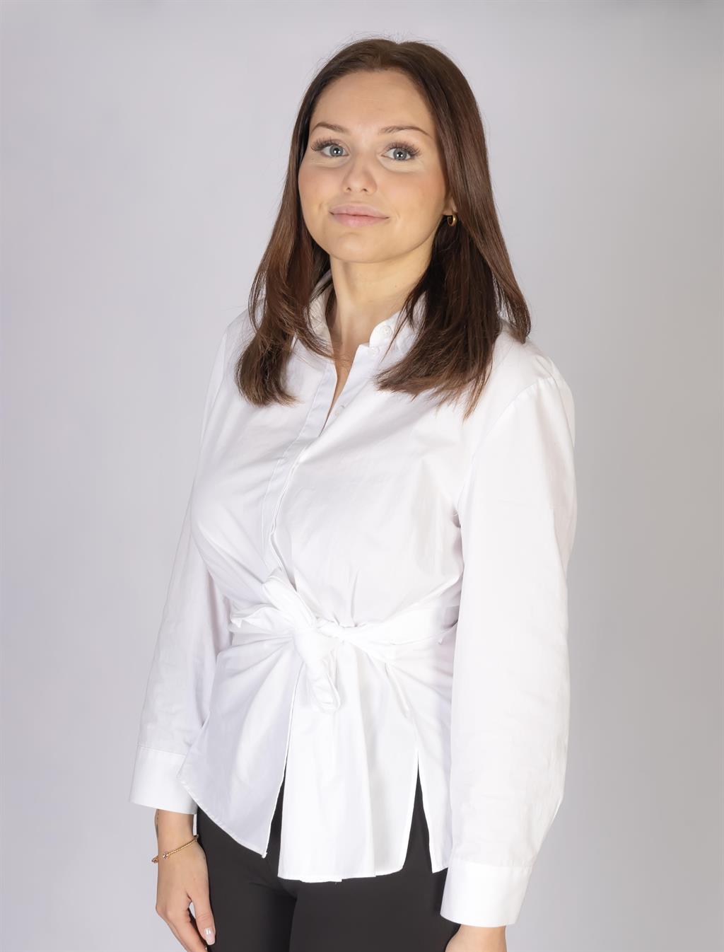 Minelle Karlsson, Mäklare Svensk Fastighetsförmedling