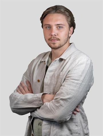 Agaton Rampeltin, Real estate agent Svensk Fastighetsförmedling