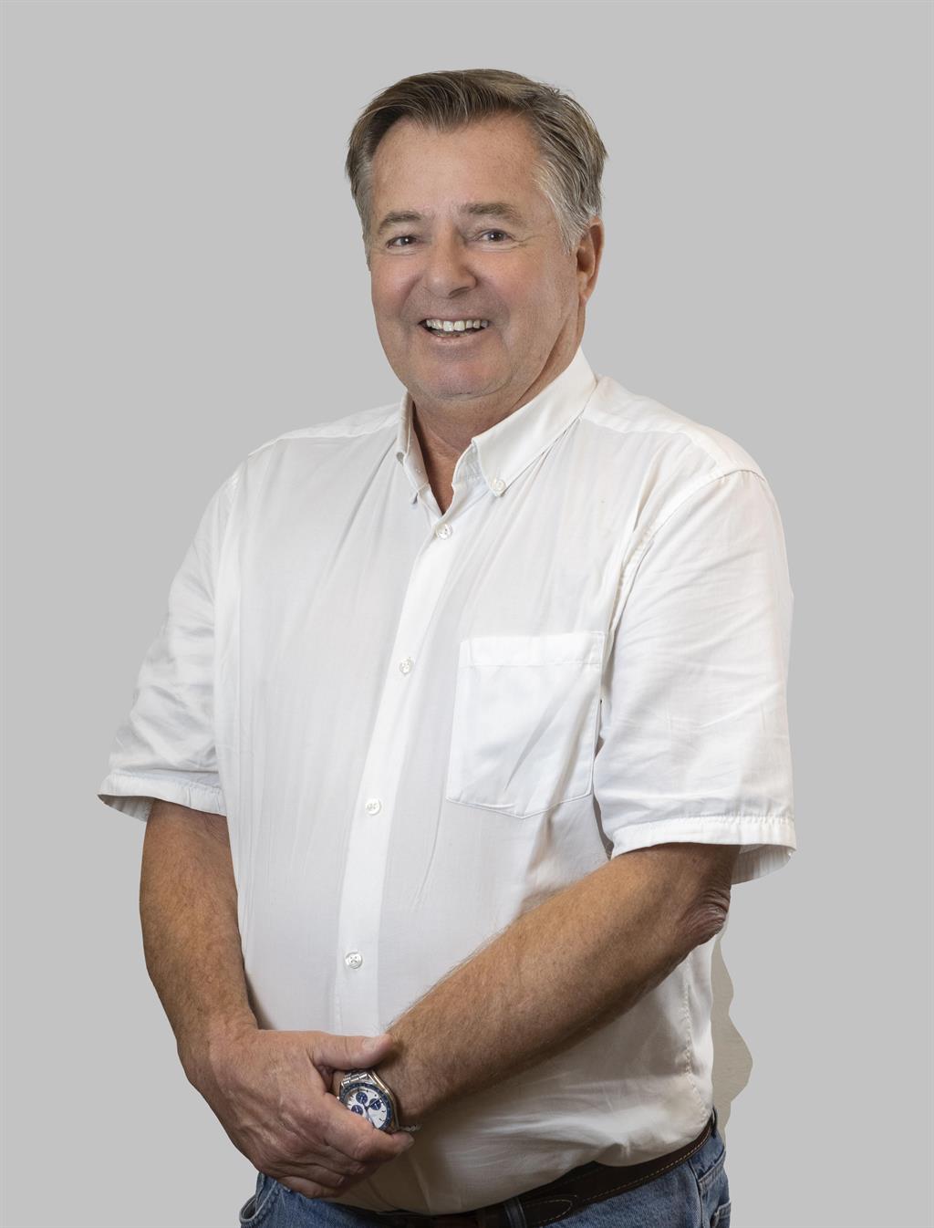 Jan Ahlsell, Mäklare Svensk Fastighetsförmedling