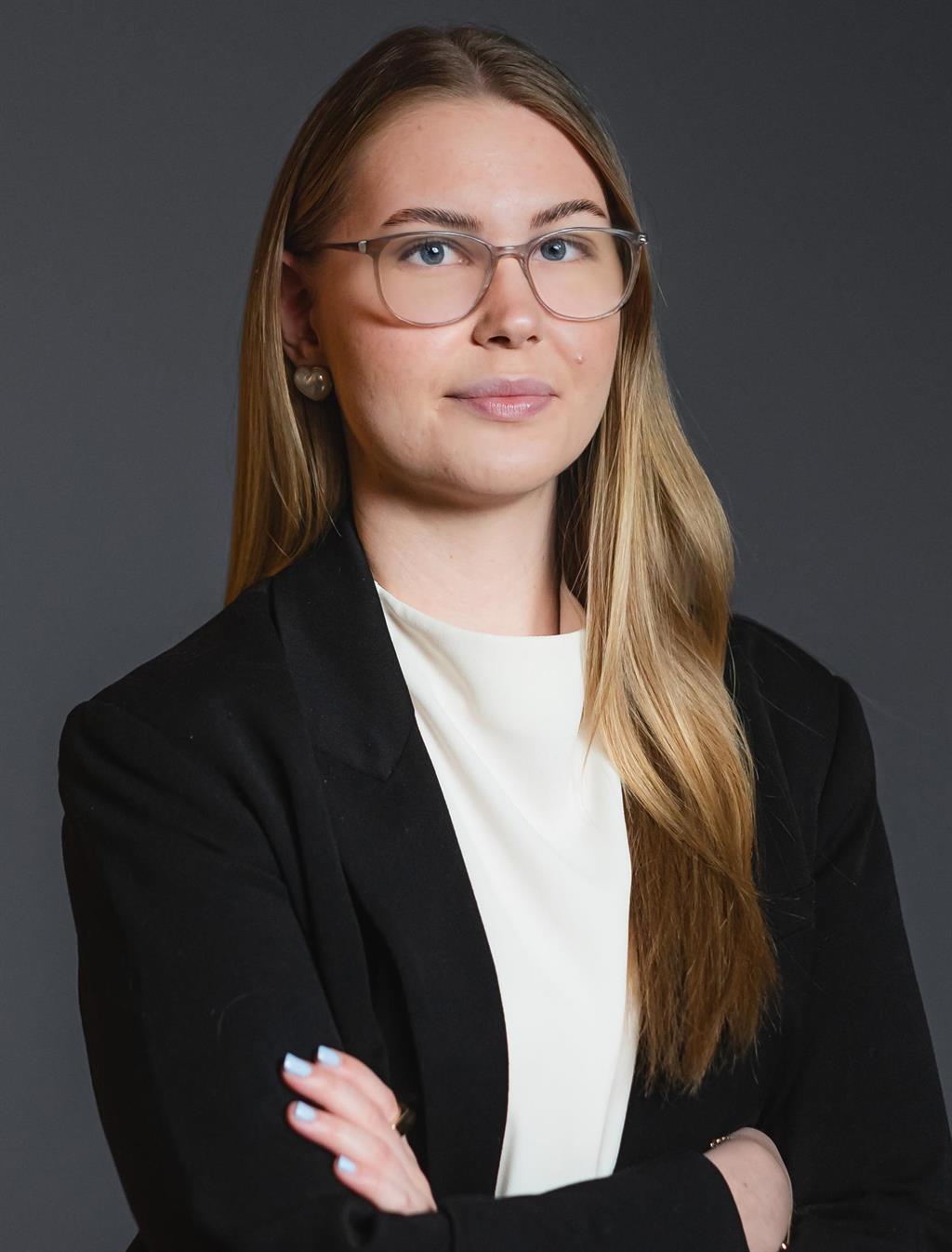 Felicia Lindberg, Mäklare Svensk Fastighetsförmedling