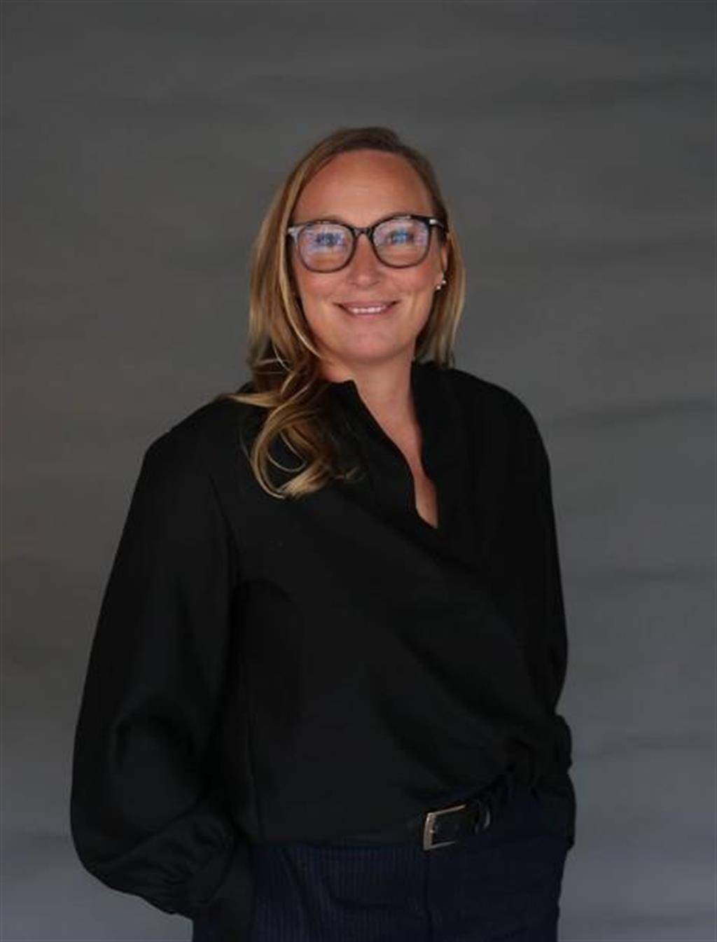 Annelie Delang, Mäklare Svensk Fastighetsförmedling