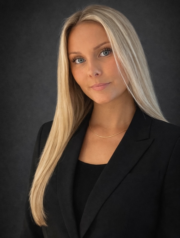 Linnea Brunnegård, Mäklare Svensk Fastighetsförmedling