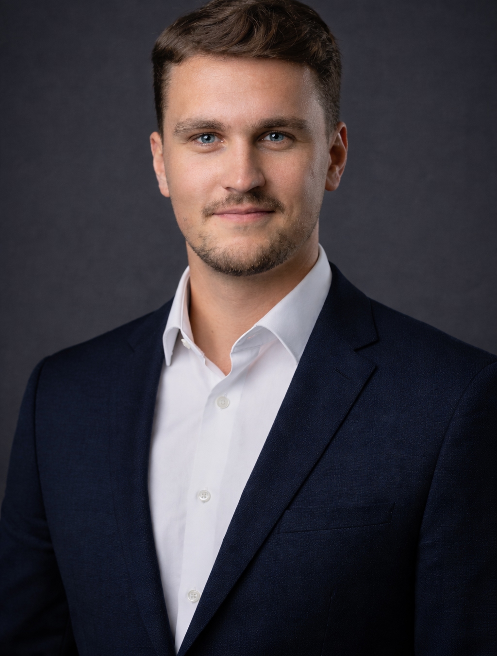 Hugo Mårtensson, Mäklare Svensk Fastighetsförmedling