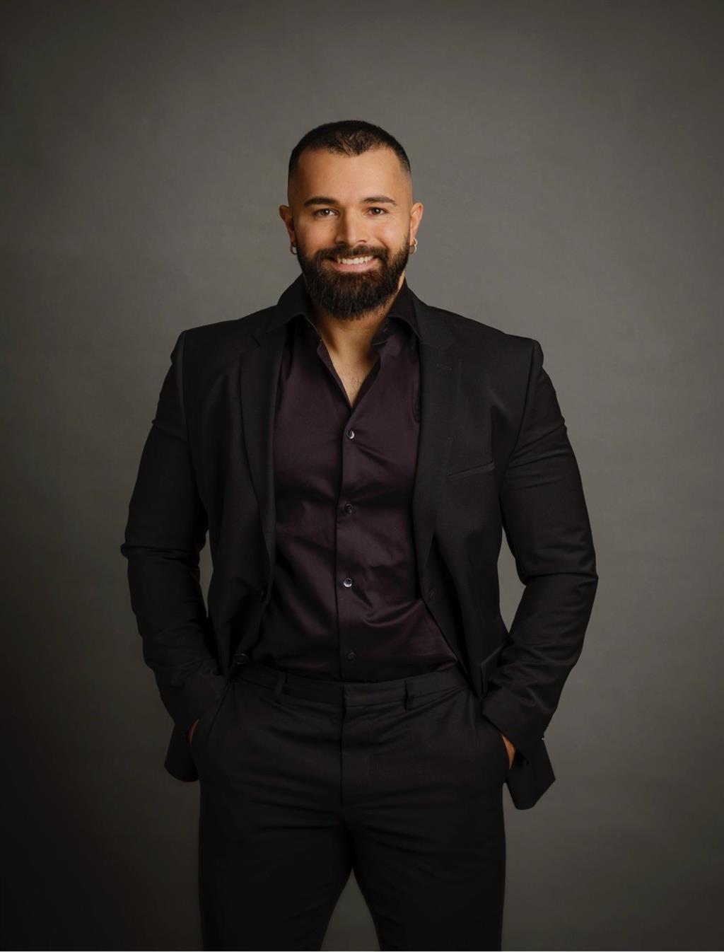Rikard Ibrahim, Mäklare Svensk Fastighetsförmedling
