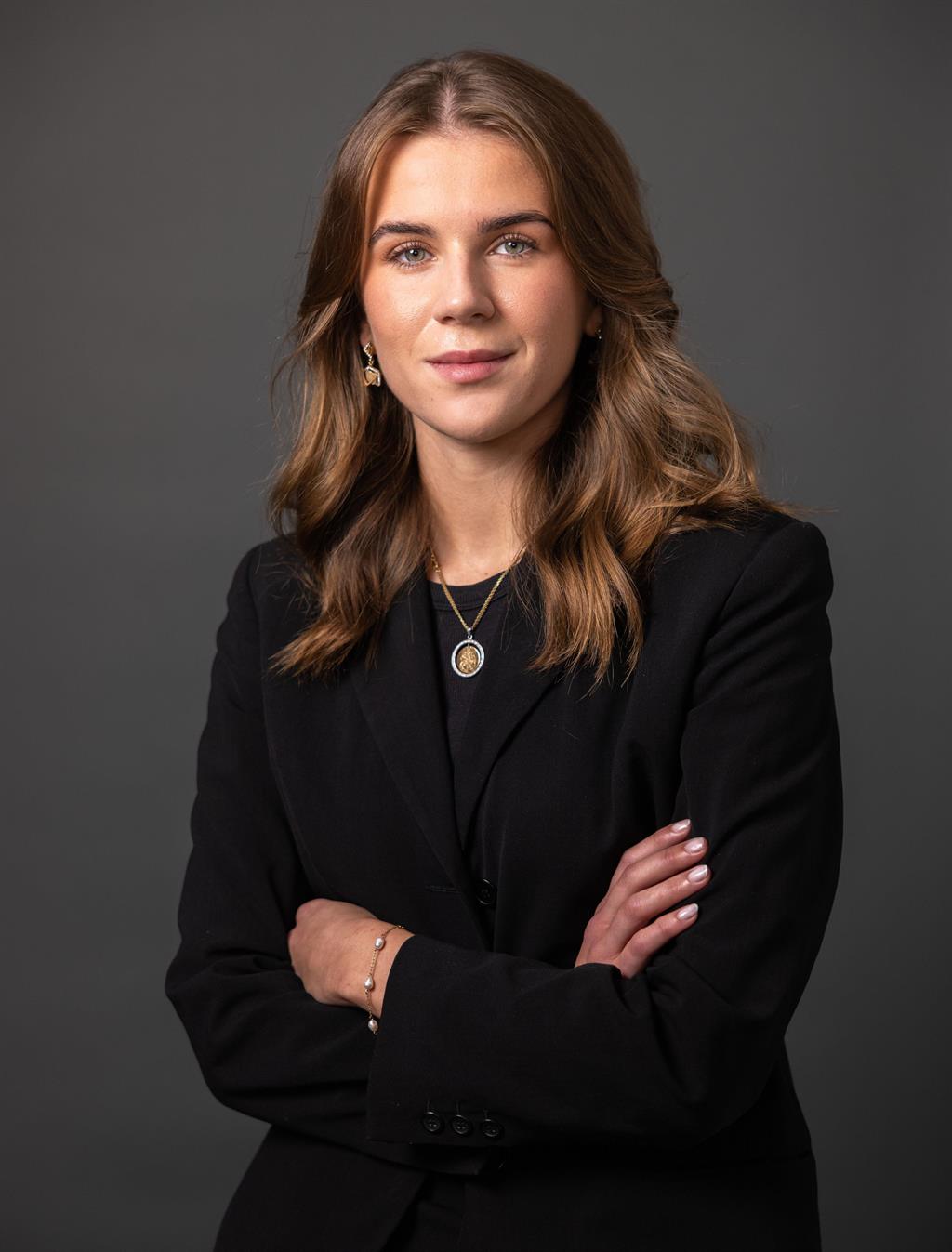 Emma Kelter, Mäklare Svensk Fastighetsförmedling