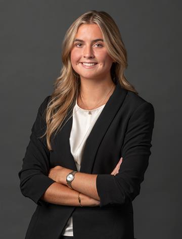 Alva Nordqvist, Mäklare Svensk Fastighetsförmedling