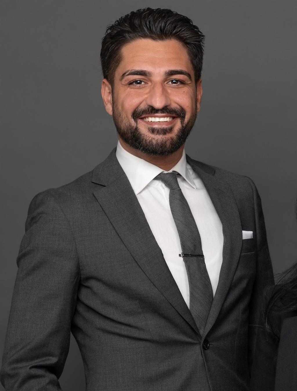 Nechirvan Kurachi, Mäklare Svensk Fastighetsförmedling