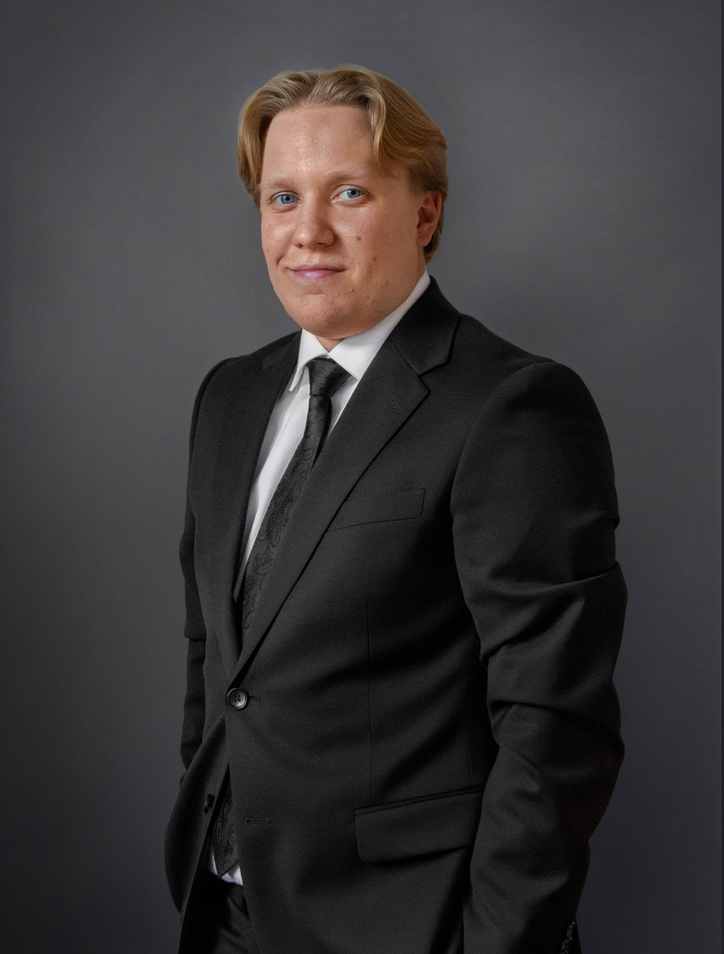 William Kerman, Mäklare Svensk Fastighetsförmedling