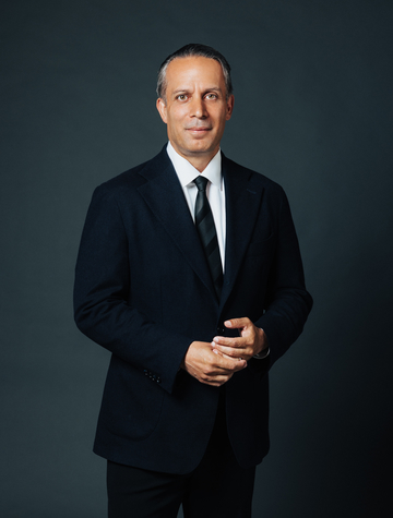 Gabriel Temiz, Mäklare Svensk Fastighetsförmedling